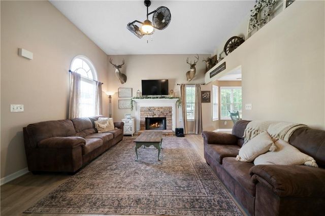 71 Headland Court, Rockmart, GA 30153