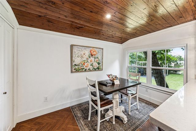 305 W Alamo Street, Brenham, TX 77833