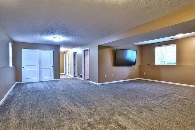 354 Keegan Court, Burlington, KY 41005