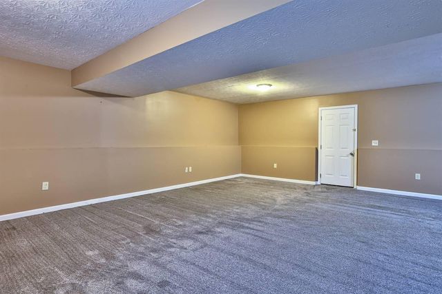 354 Keegan Court, Burlington, KY 41005