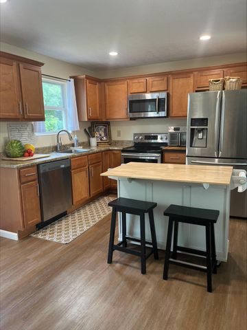 354 Keegan Court, Burlington, KY 41005