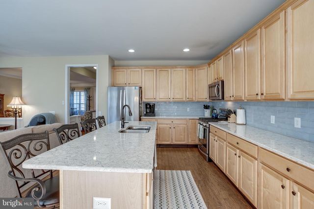 30 BRATTLEBORO CT, Medford, NJ 08055