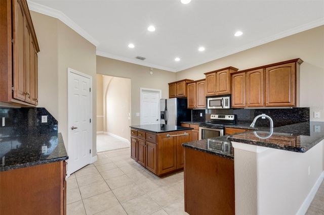 6743 HILLIS DRIVE, Lakeland, FL 33813