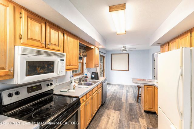 326 E Clinton Street, Ovid, MI 48866