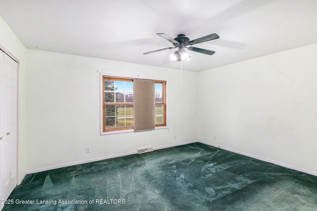 326 E Clinton Street, Ovid, MI 48866