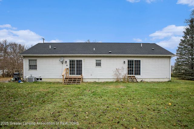 326 E Clinton Street, Ovid, MI 48866