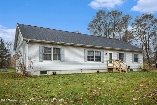 326 E Clinton Street, Ovid, MI 48866