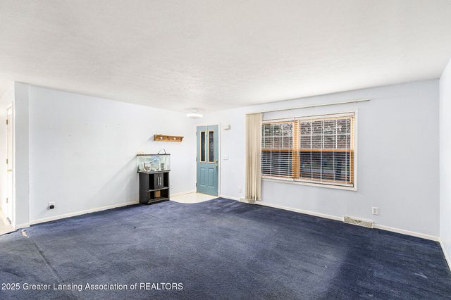 326 E Clinton Street, Ovid, MI 48866