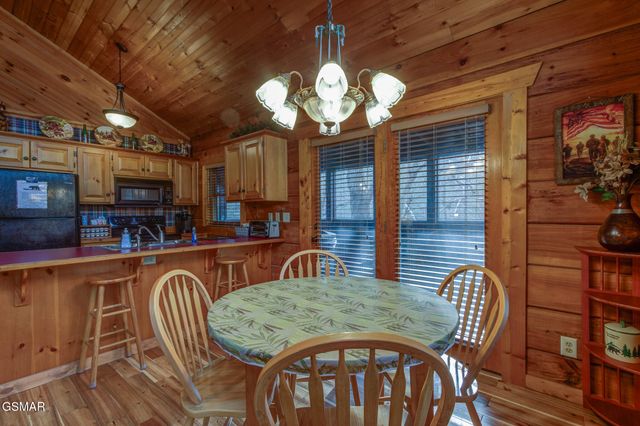 1590 Walt Price Road, Sevierville, TN 37876