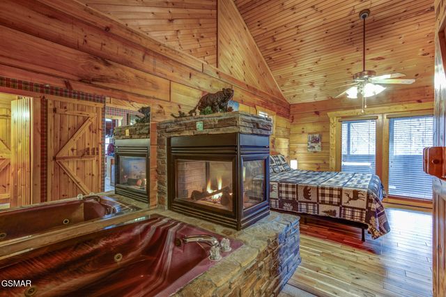 1590 Walt Price Road, Sevierville, TN 37876