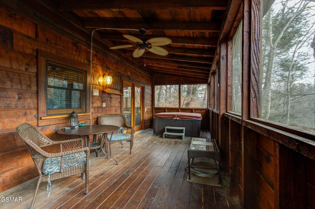 1590 Walt Price Road, Sevierville, TN 37876