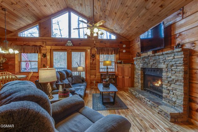 1590 Walt Price Road, Sevierville, TN 37876