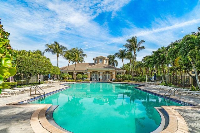 131 Lancaster Way, Royal Palm Beach, FL 33414