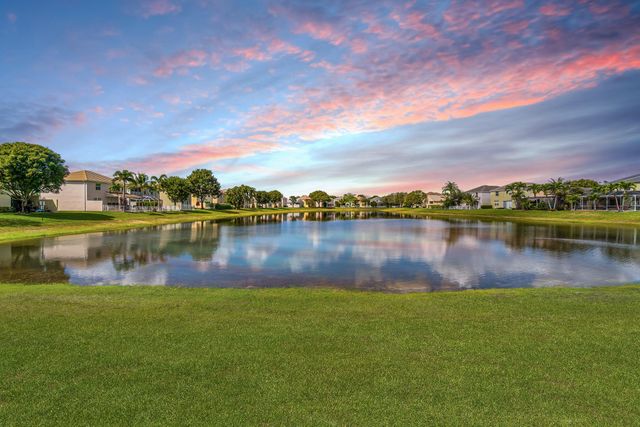 131 Lancaster Way, Royal Palm Beach, FL 33414