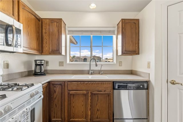 1943 E Havasu Lake Drive, Fort Mohave, AZ 86426