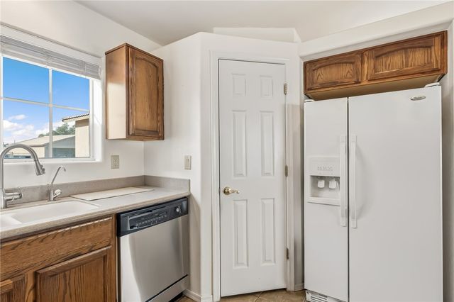 1943 E Havasu Lake Drive, Fort Mohave, AZ 86426