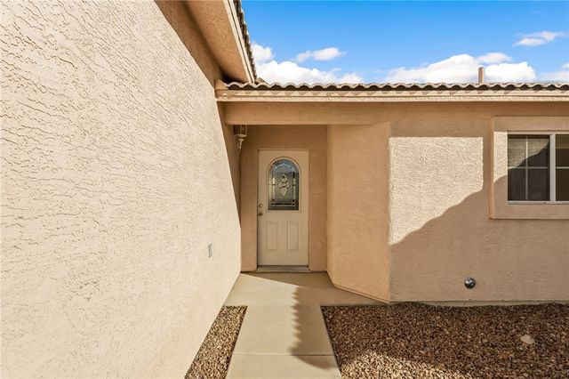 1943 E Havasu Lake Drive, Fort Mohave, AZ 86426