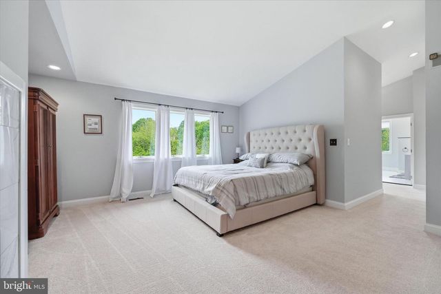 43 BRIDLESHIRE, Newark, DE 19711