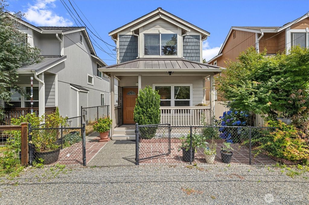 10050 19th Avenue SW, Seattle, WA 98146