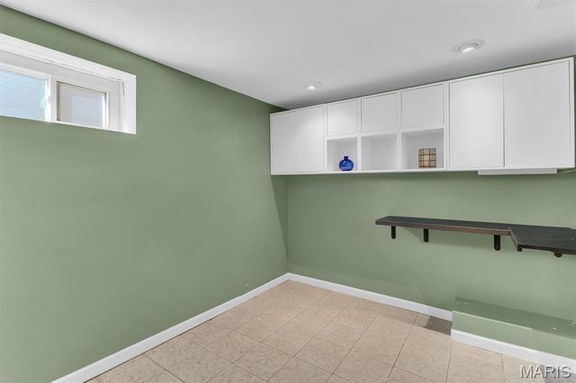 10583 Mert Avenue, St Ann, MO 63074