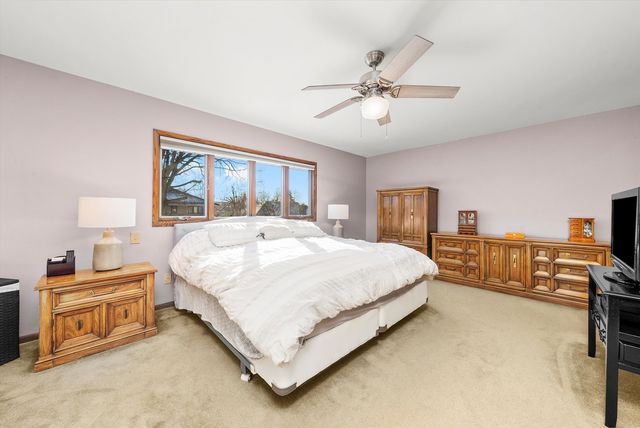 8125 Elizabeth Avenue, Orland Park, IL 60462