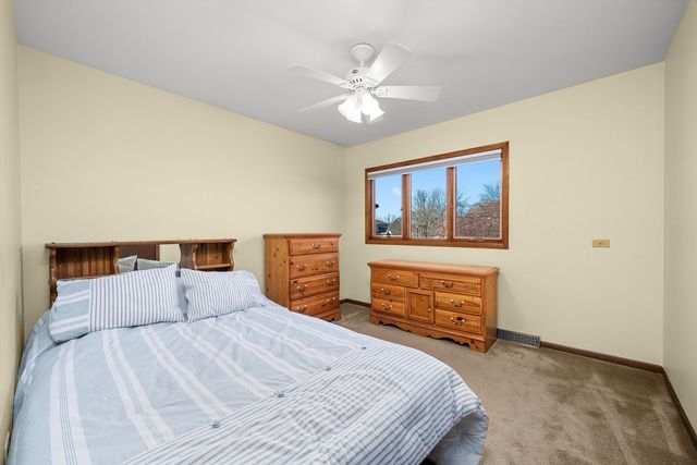 8125 Elizabeth Avenue, Orland Park, IL 60462