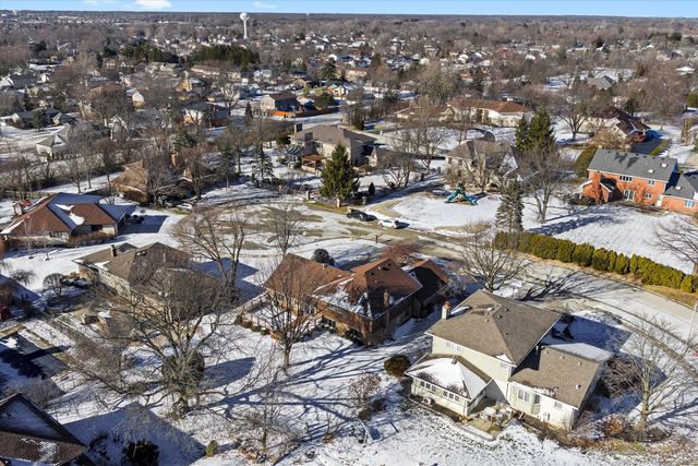 8125 Elizabeth Avenue, Orland Park, IL 60462