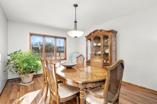 8125 Elizabeth Avenue, Orland Park, IL 60462