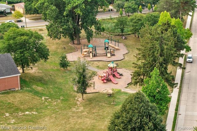 4151 Arlington Drive, Royal Oak, MI 48073