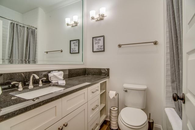 2125 Acklen Ave Unit B, Nashville, TN 37212