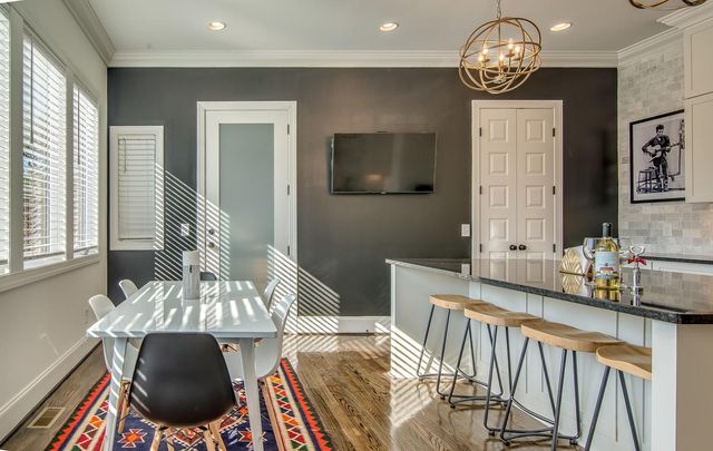 2125 Acklen Ave Unit B, Nashville, TN 37212