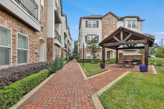 2810 Princeton Street, Houston, TX 77009