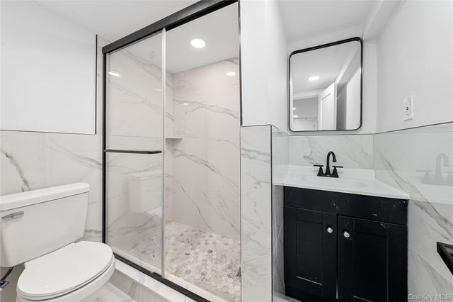 92 Washington Avenue, Deer Park, NY 11729