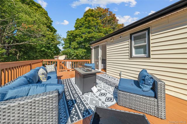 92 Washington Avenue, Deer Park, NY 11729