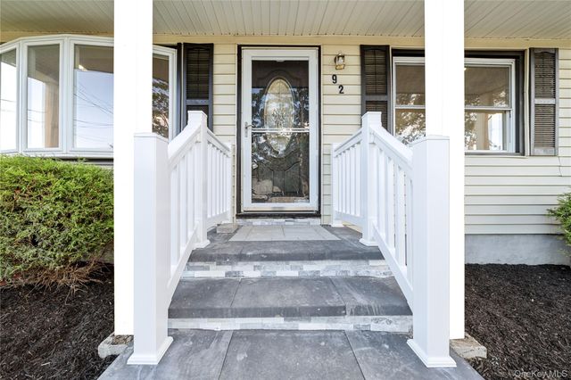 92 Washington Avenue, Deer Park, NY 11729