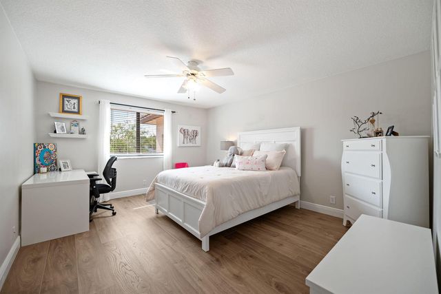 978 Greenwood Road 978, Weston, FL 33327
