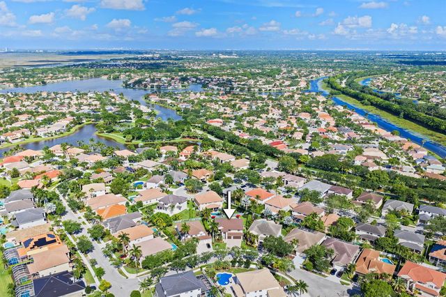 978 Greenwood Road 978, Weston, FL 33327
