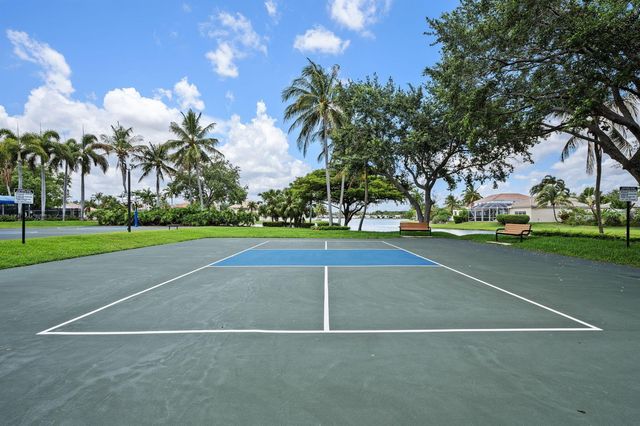 978 Greenwood Road 978, Weston, FL 33327