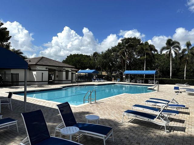 978 Greenwood Road 978, Weston, FL 33327