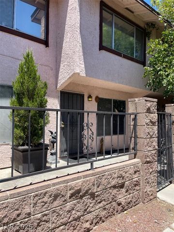 1758 East University Avenue 3, Las Vegas, NV 89119