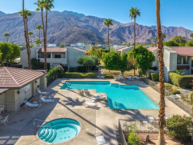 1100 E Amado Road 15d1, Palm Springs, CA 92262