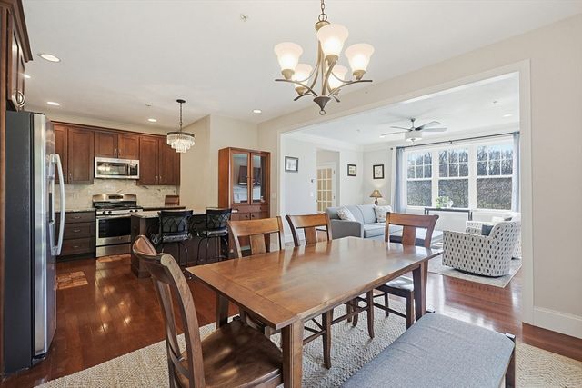 5 Green Ln 5, Framingham, MA 01701