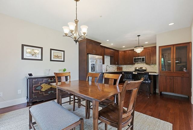 5 Green Ln 5, Framingham, MA 01701