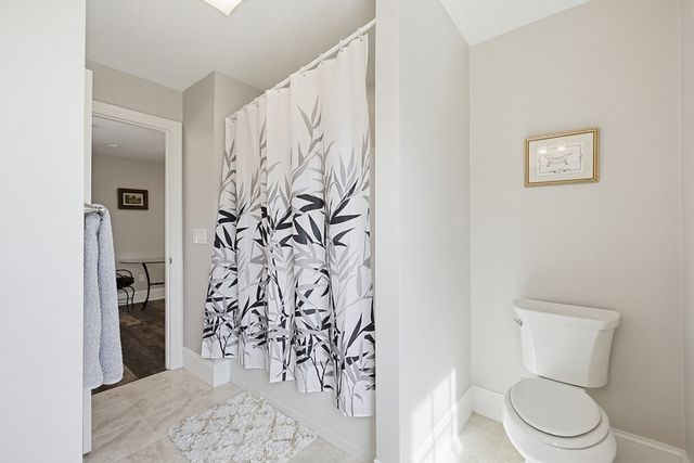 5 Green Ln 5, Framingham, MA 01701