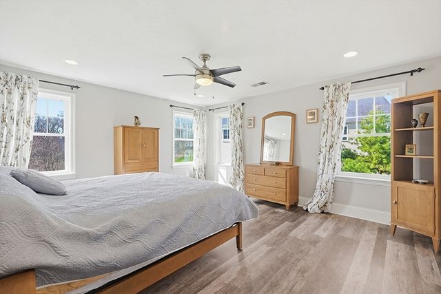 5 Green Ln 5, Framingham, MA 01701