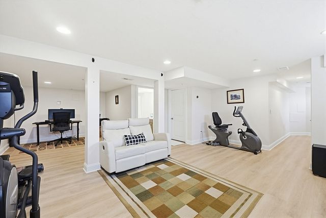 5 Green Ln 5, Framingham, MA 01701