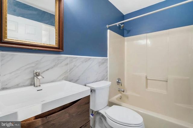 2396 ELVANS RD SE, Washington, DC 20020