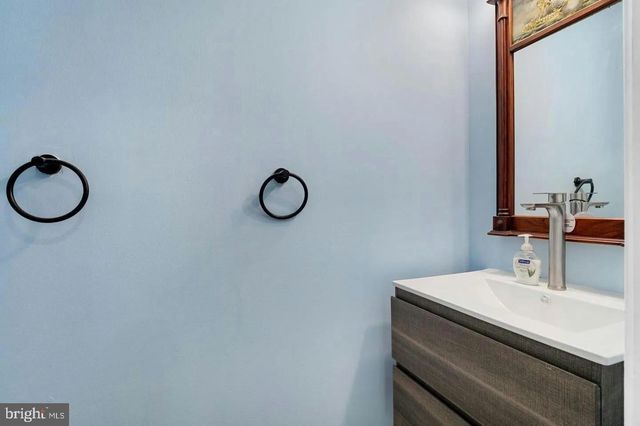 2396 ELVANS RD SE, Washington, DC 20020