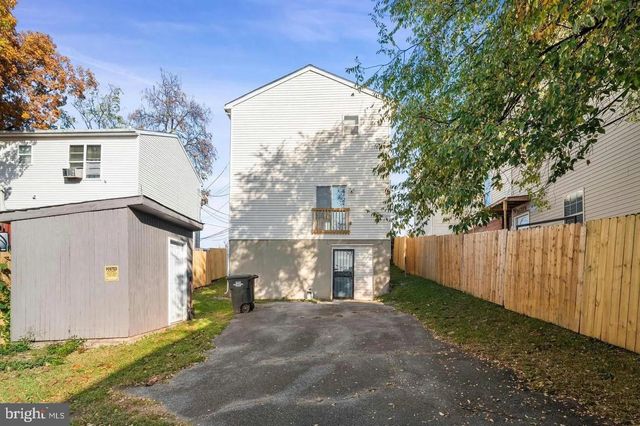 2396 ELVANS RD SE, Washington, DC 20020