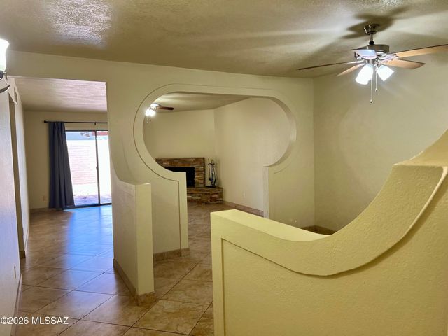 2256 E Camino Cancion, Tucson, AZ 85718